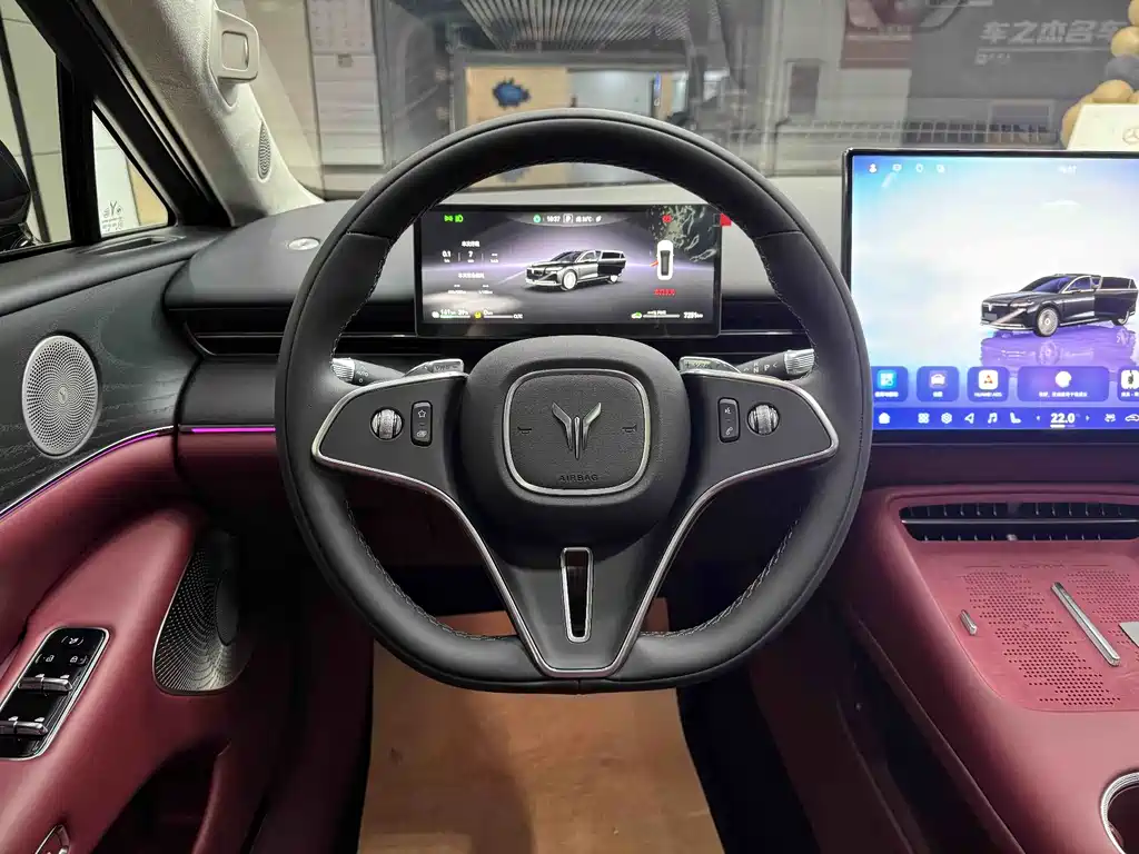 Voyah Zhuiguang L 4 WD Ultra