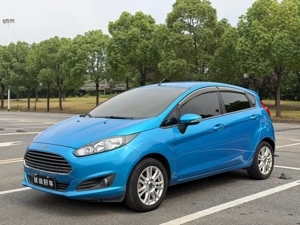 Fiesta Hatchback 1.5 L Auto Fashion