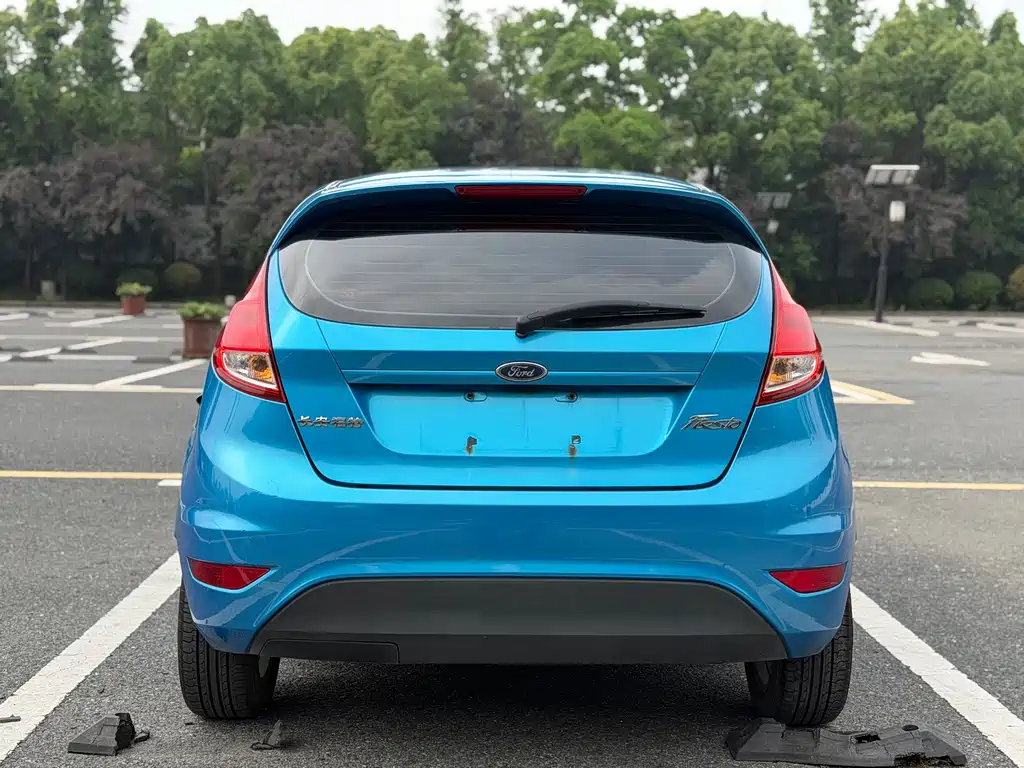 Fiesta Hatchback 1.5 L Auto Fashion