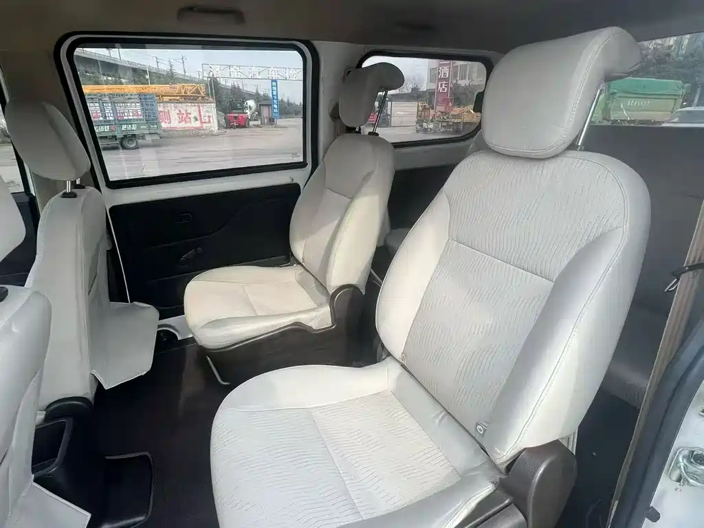Wuling Hongguang V 1.5 L Power Enjoyment Hydraulic Assist LAR