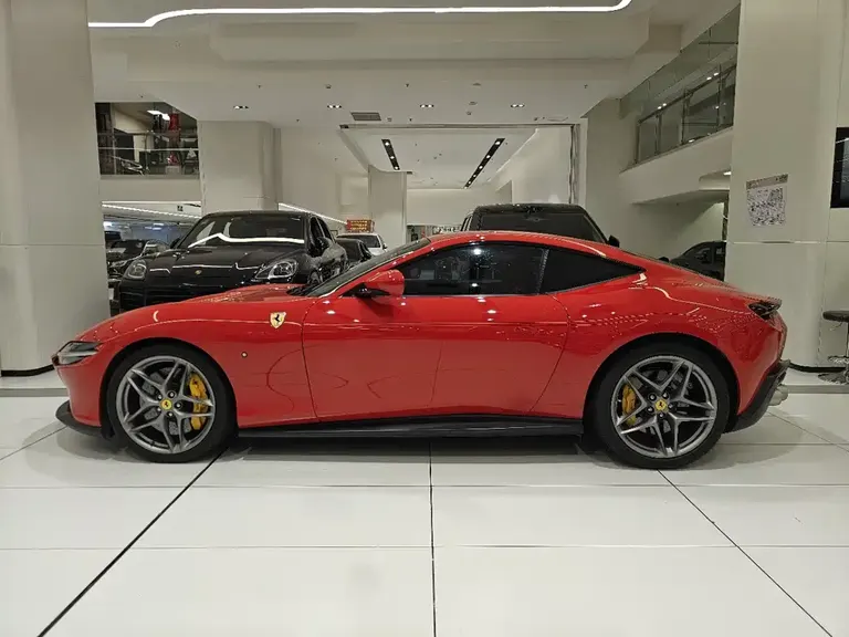 Ferrari Roma 3.9 T V8