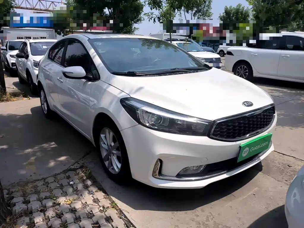 Kia K3 1.6 L Manual GLS