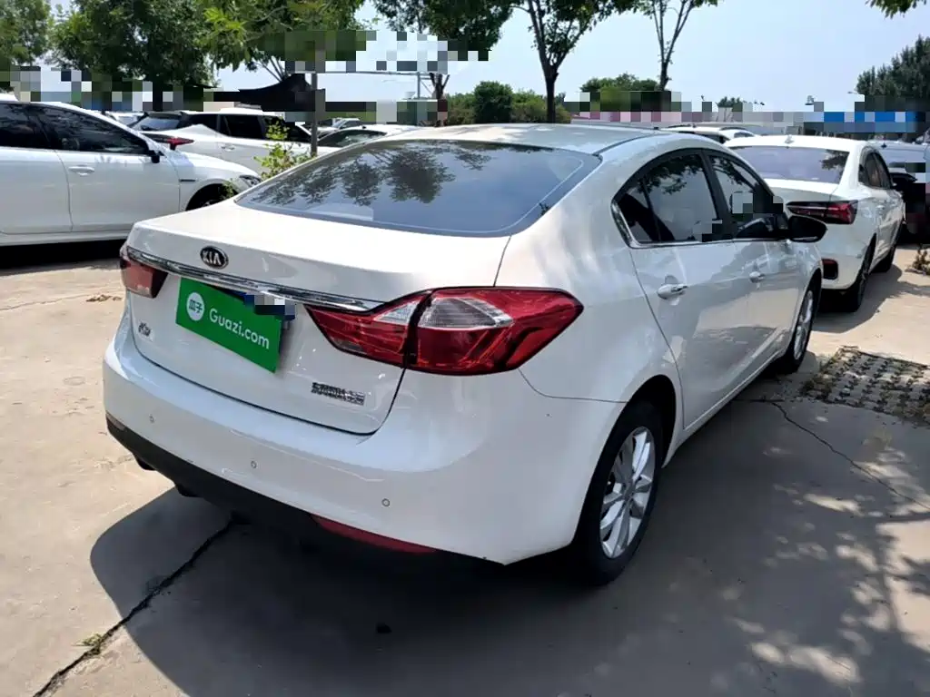 Kia K3 1.6 L Manual GLS