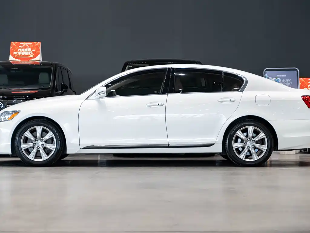 Lexus GS 300