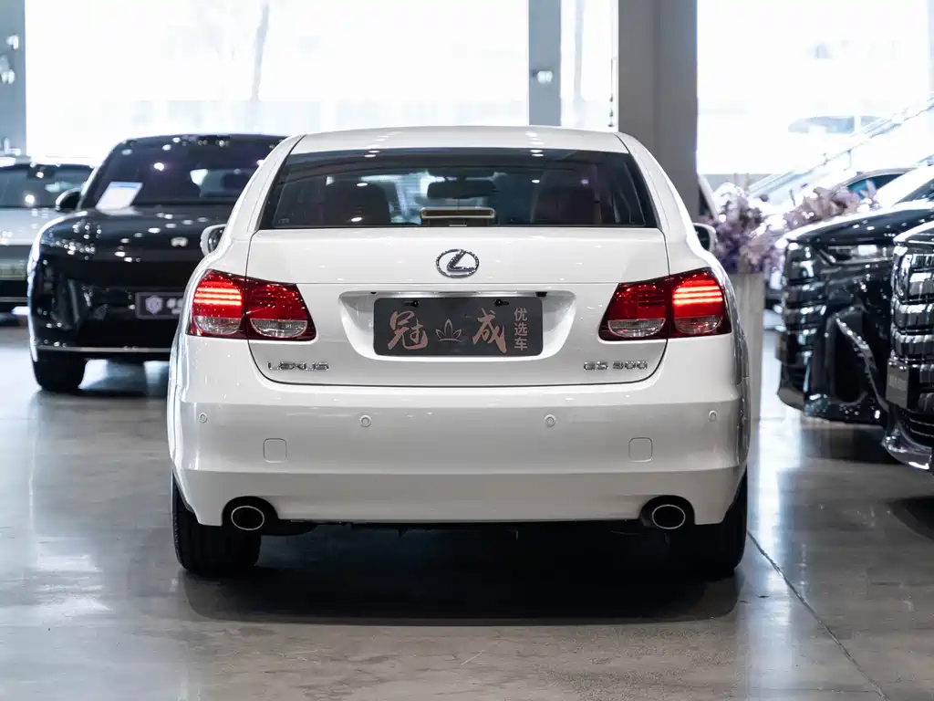 Lexus GS 300