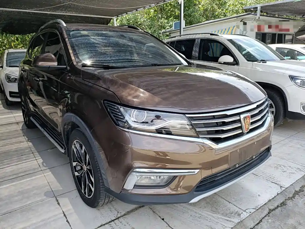 Roewe RX5 20 T 2 WD Auto Internet Smart Enjoyment