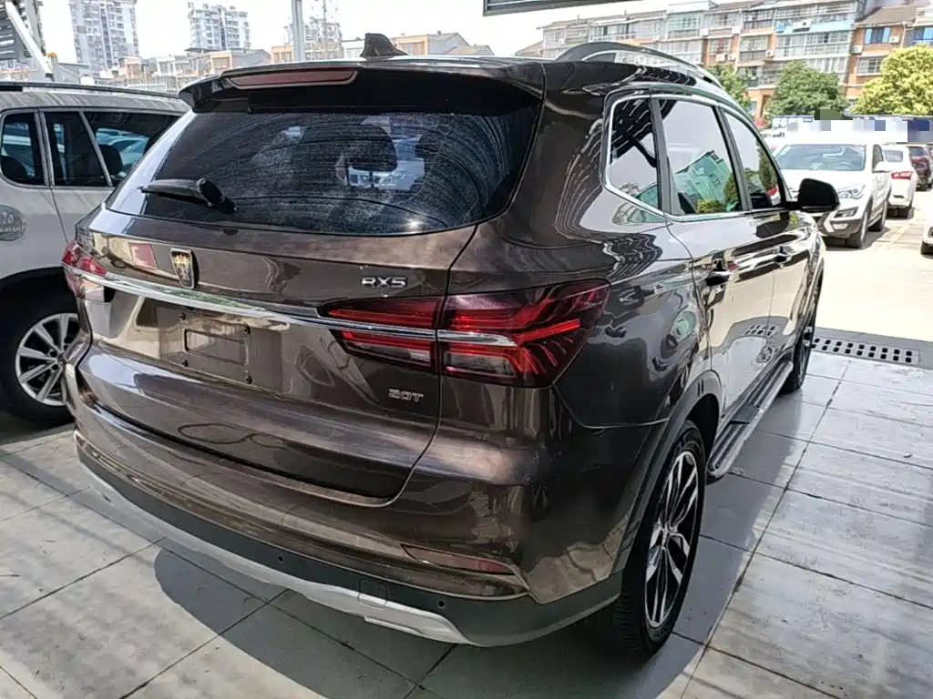 Roewe RX5 20 T 2 WD Auto Internet Smart Enjoyment