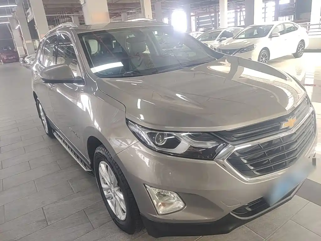 Equinox 探界者 2017款 535 T 自动驭界版