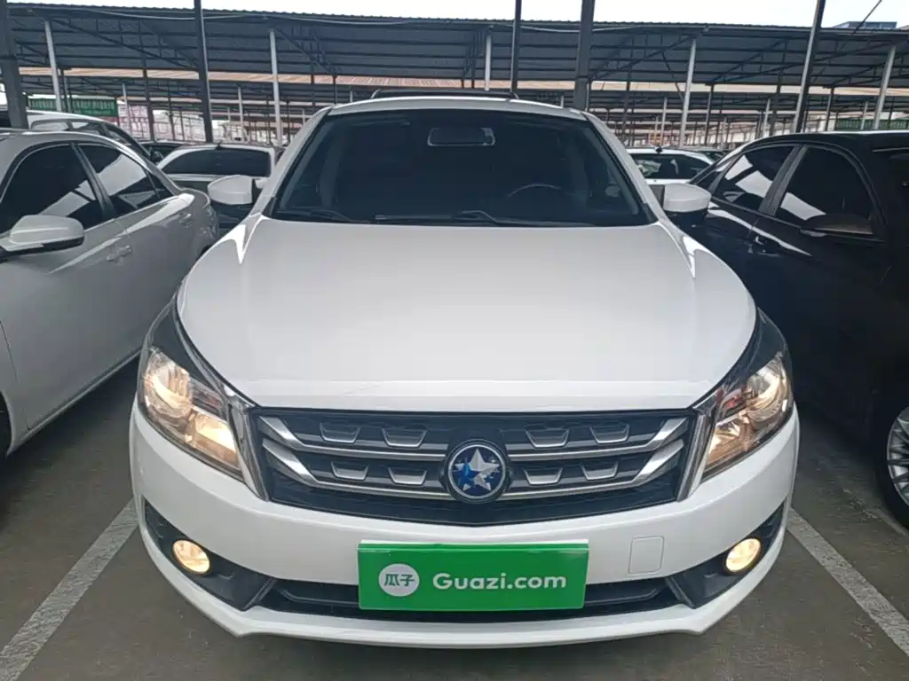 Venucia T70 1.6 L Manual Wise Travel