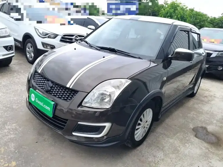 Suzuki Swift 1.3 L Manual Standard