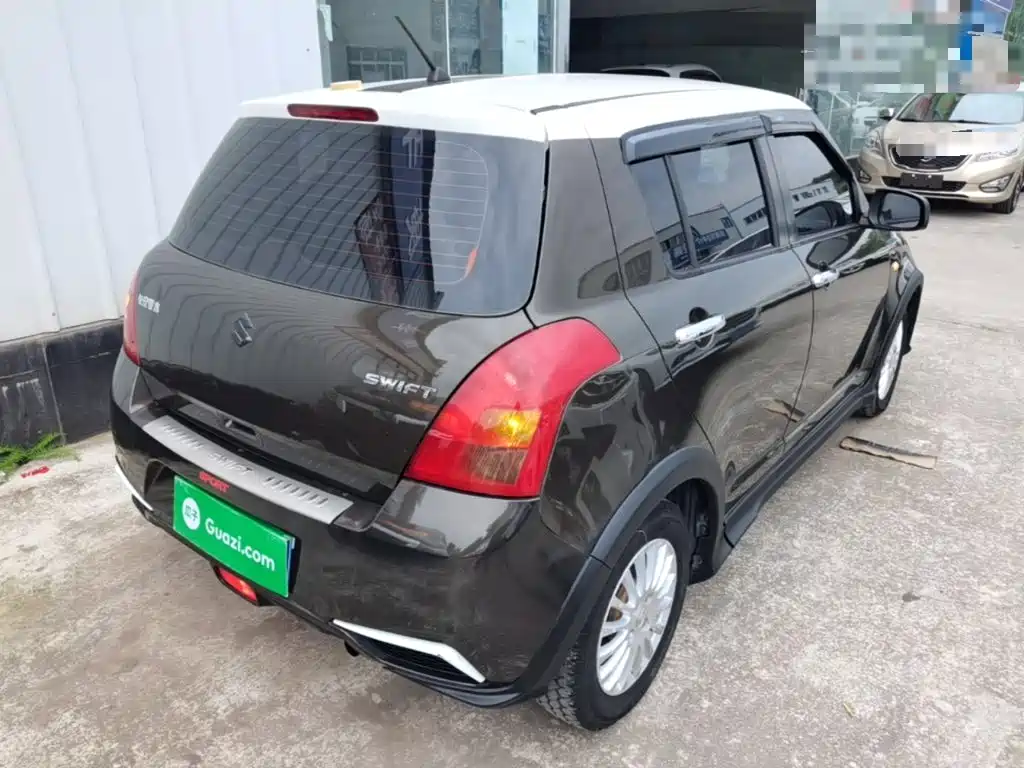 Swift 1.3 L Manual Standard