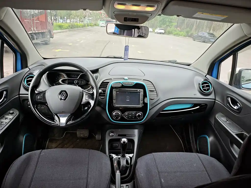 Captur 卡缤 2015款 1.2 T 自动舒适版