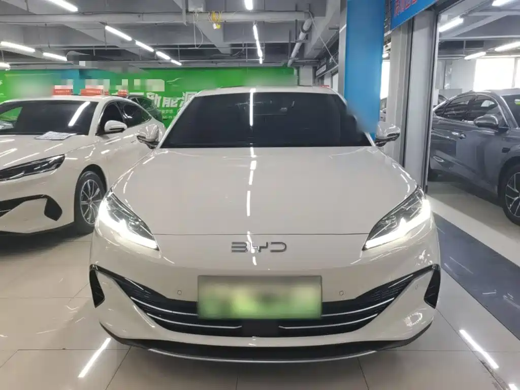Seal 06 DM-i Smart Drive 120 KM Premium