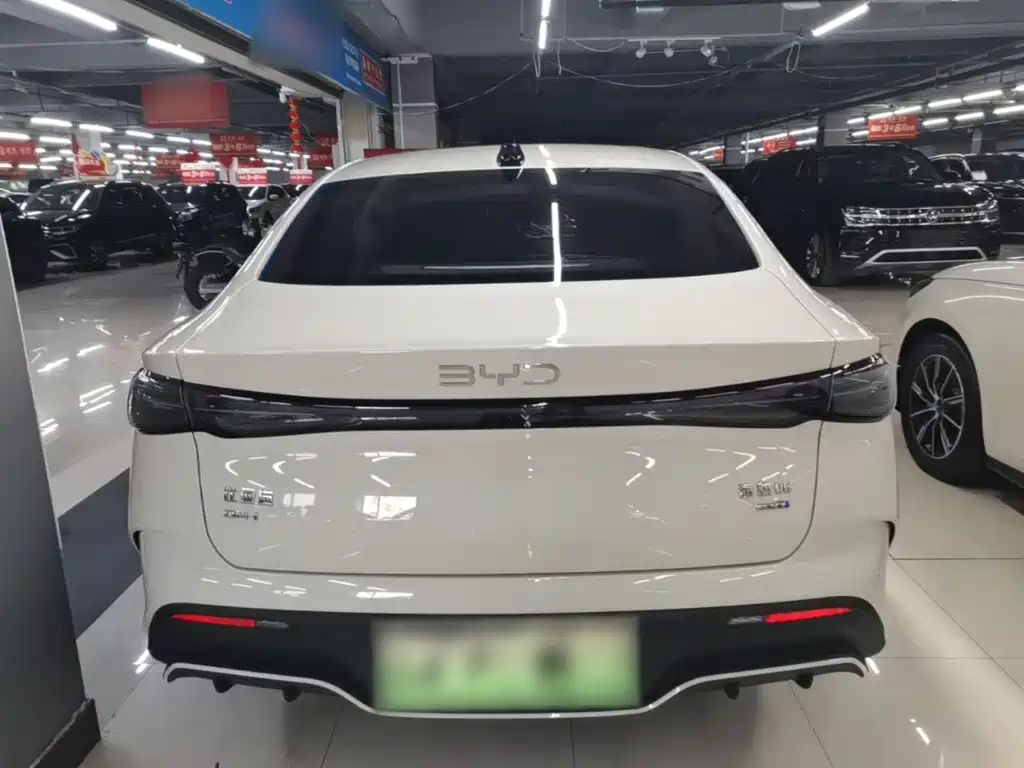 Seal 06 DM-i Smart Drive 120 KM Premium