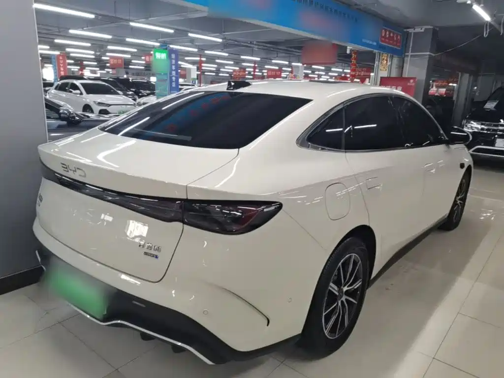 Seal 06 DM-i Smart Drive 120 KM Premium