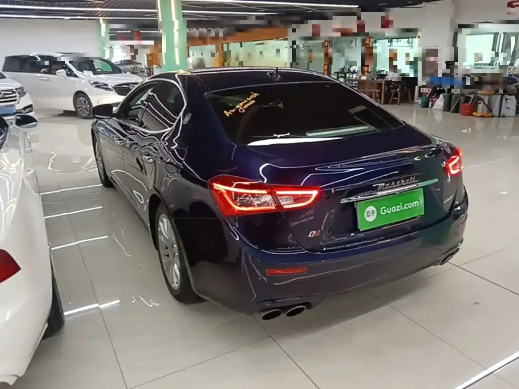 Ghibli 3.0 T Standard