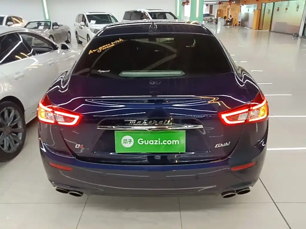 Ghibli 3.0 T Standard