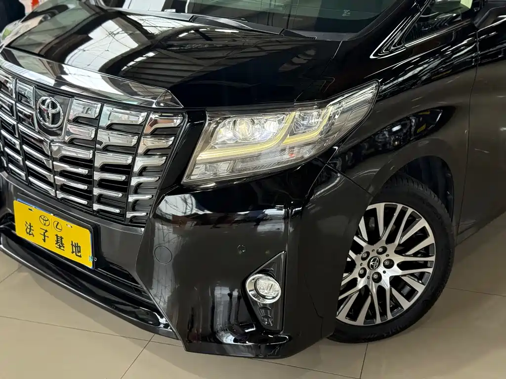 Alphard 3.5 L Distinguished