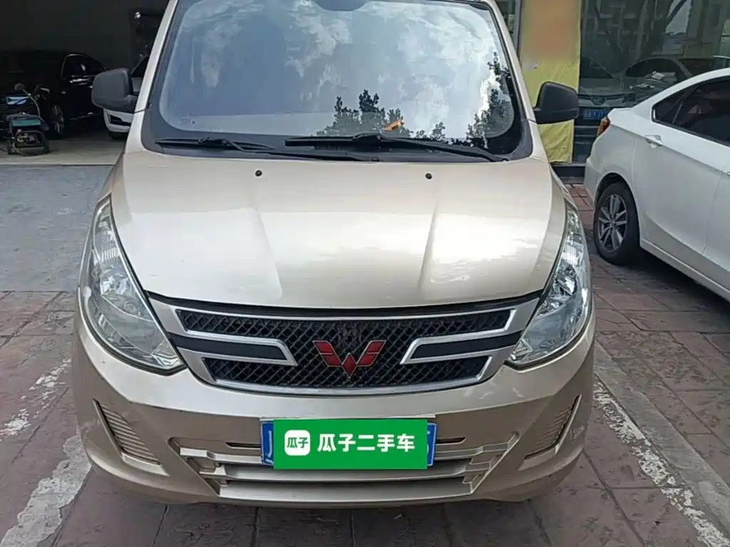 Wuling Rongguang V 五菱荣光V 2018款 1.5 L实用型