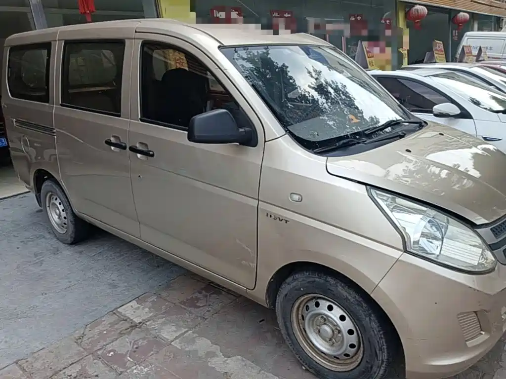 Wuling Rongguang V 五菱荣光V 2018款 1.5 L实用型