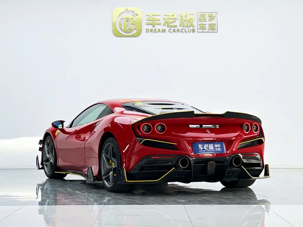 Ferrari F8 Tributo 3.9 T V8