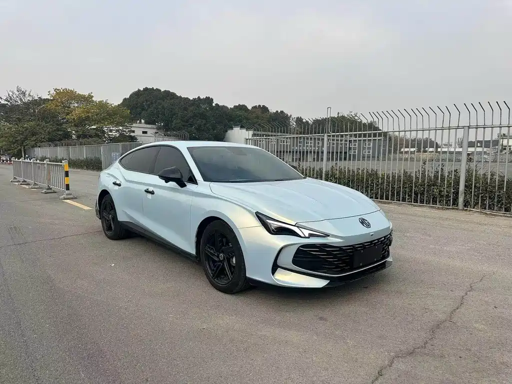 MG7 1.5 T DCT Supreme Beauty Comfort Enjoyment