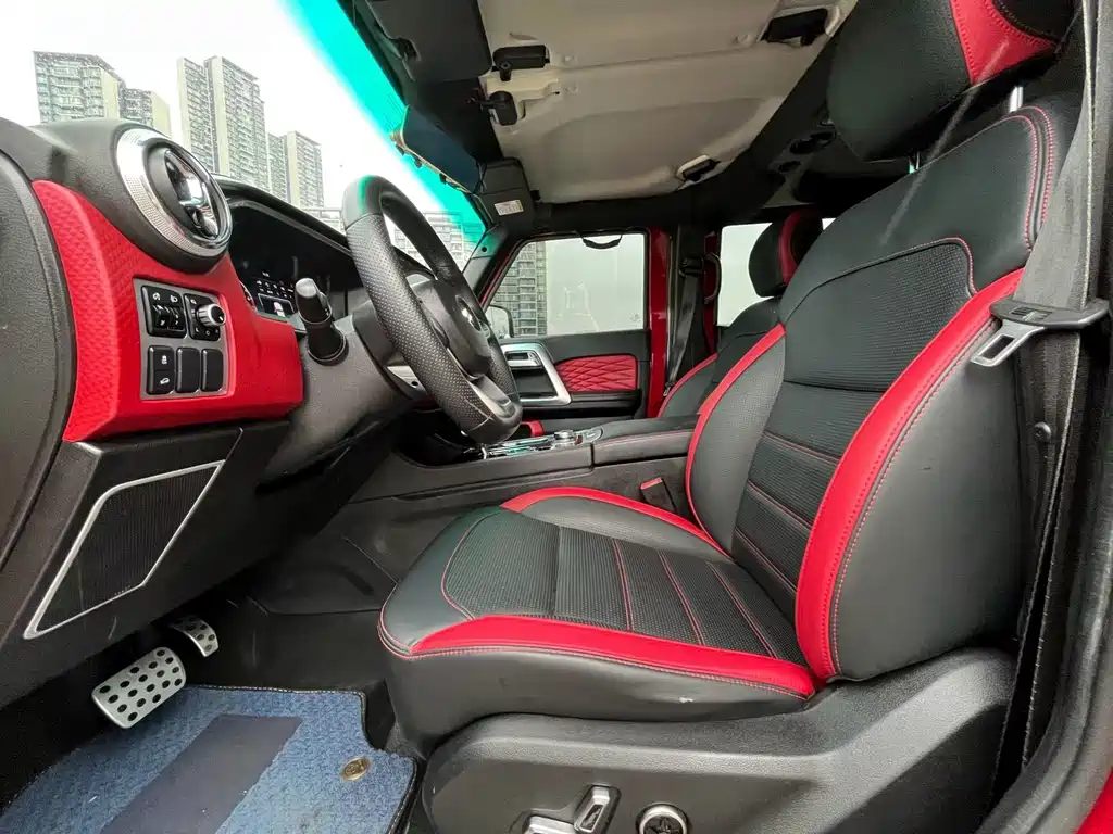 BAIC BJ40 PLUS 2.3 T Auto 4 WD Premium CN-V