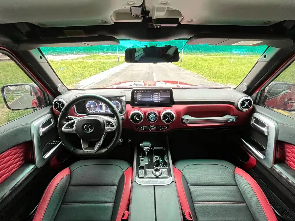 BAIC BJ40 PLUS 2.3 T Auto 4 WD Premium CN-V