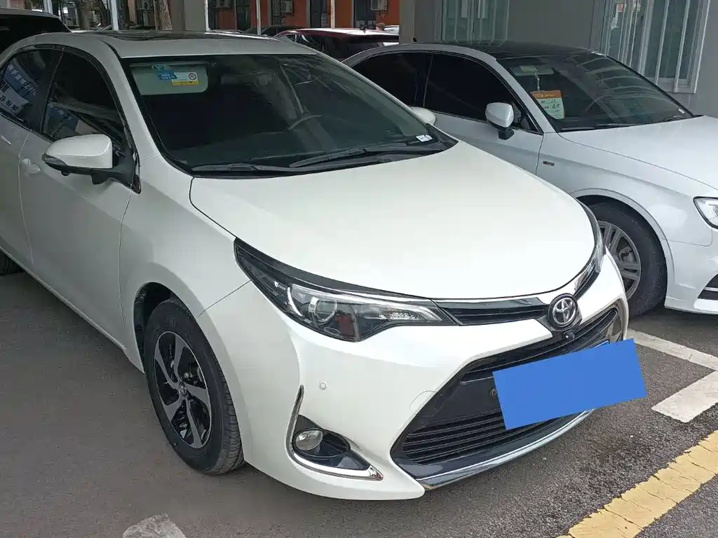 Levin Facelift 185 T CVT Elite CN-V