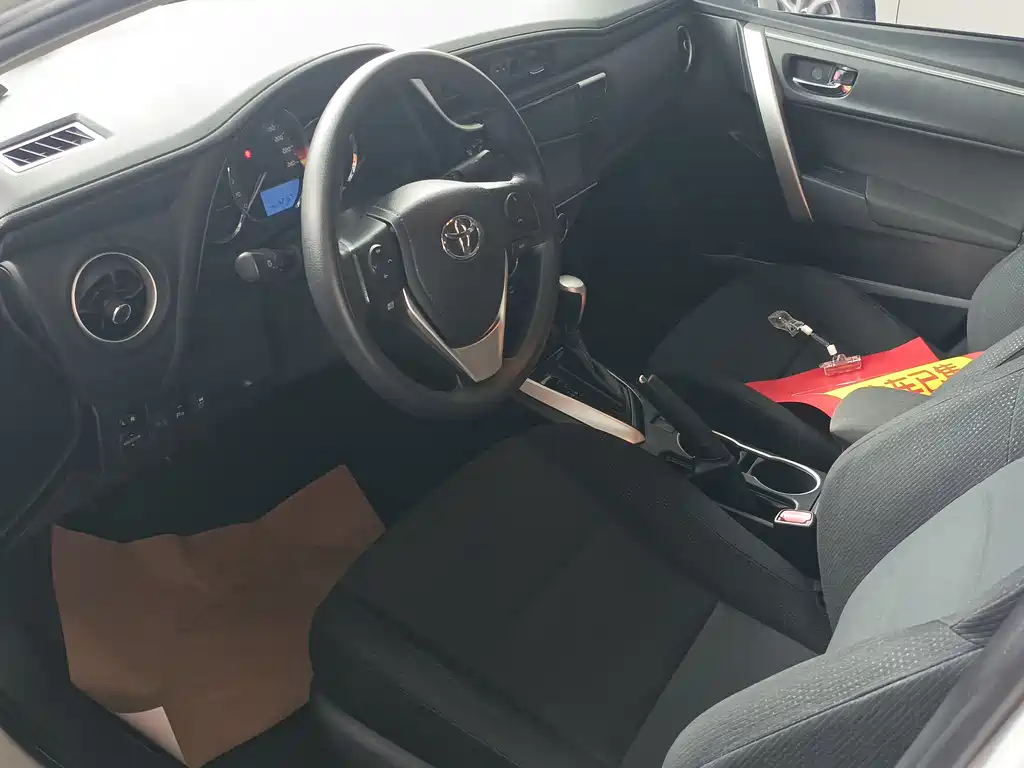 Levin Facelift 185 T CVT Elite CN-V