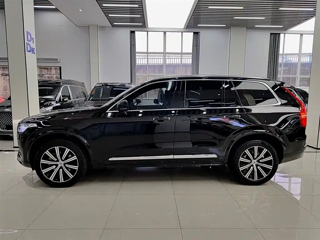 Volvo XC90 B5 Smart Travel Luxury 5-seat