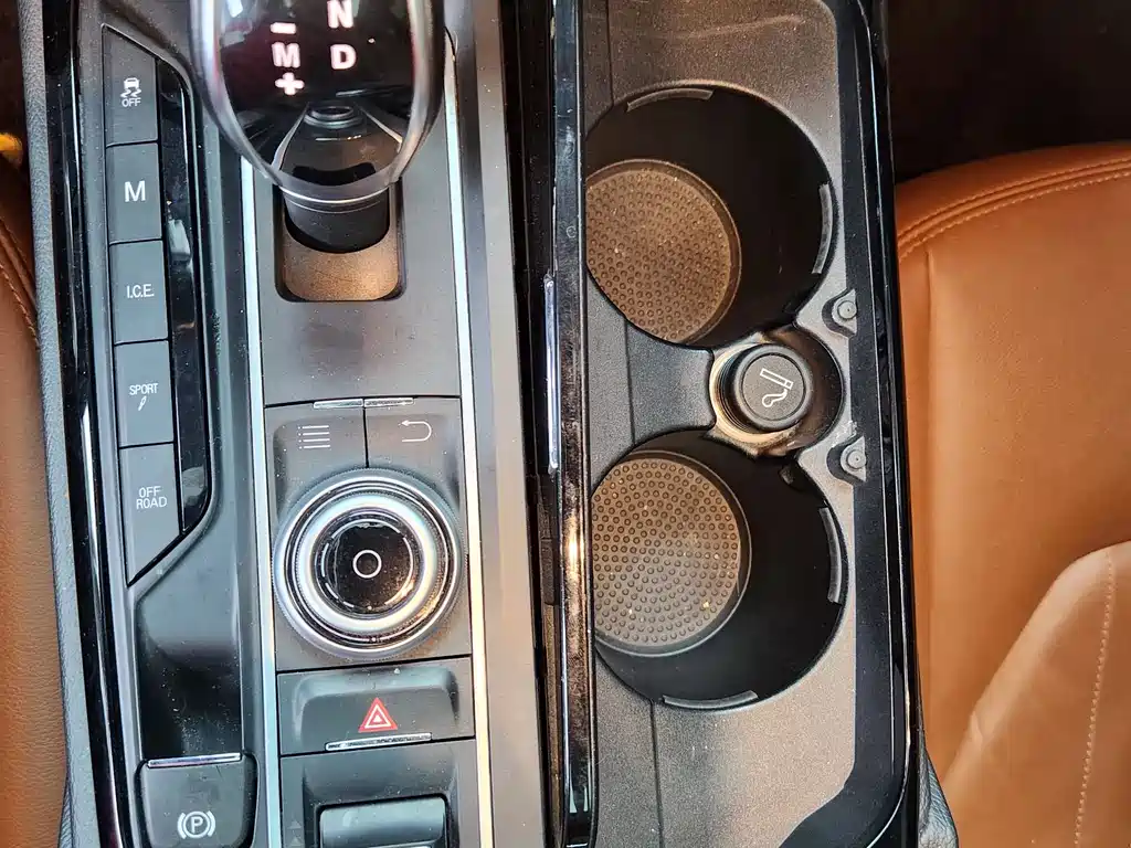 Levante 3.0 T Standard