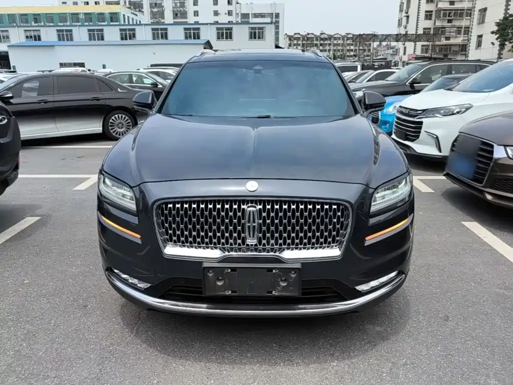 Nautilus 2.7 T 4 WD Graceful