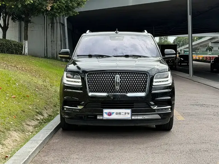 Lincoln Navigator 3.5 T Honor Shine CN-VI
