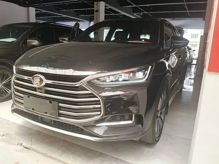 BYD Tang 2.0 T Auto Flagship