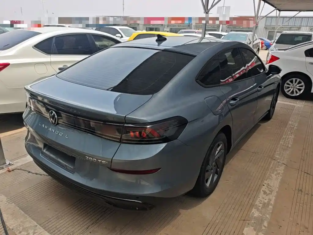 Lamando Lamando L 280 TSI DSG Dazzle Hot