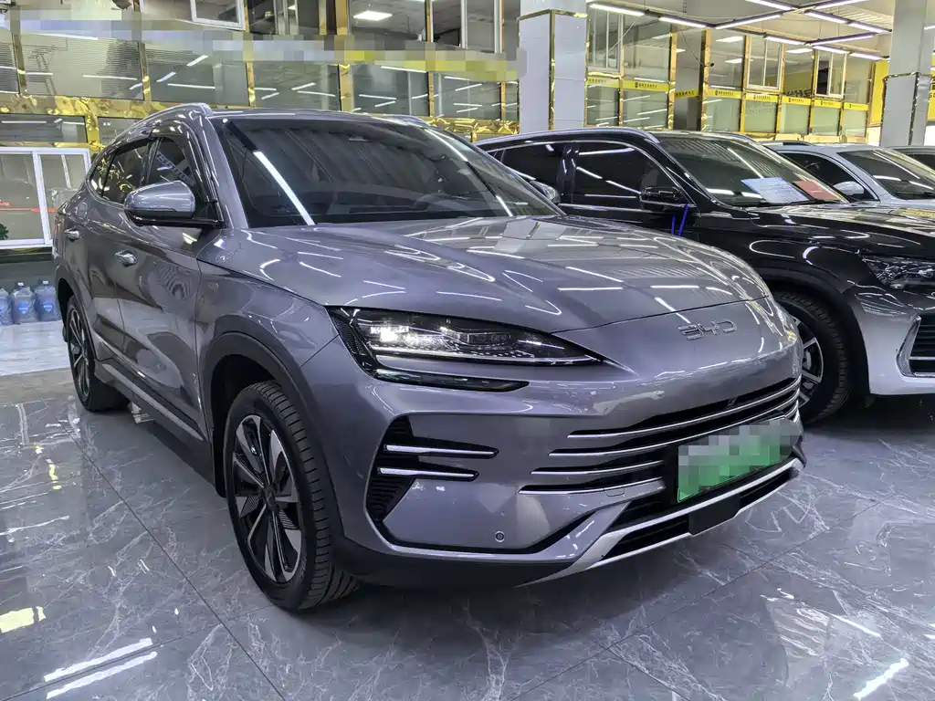 Song PLUS NEV Glory DM-i 110 km Flagship PLUS