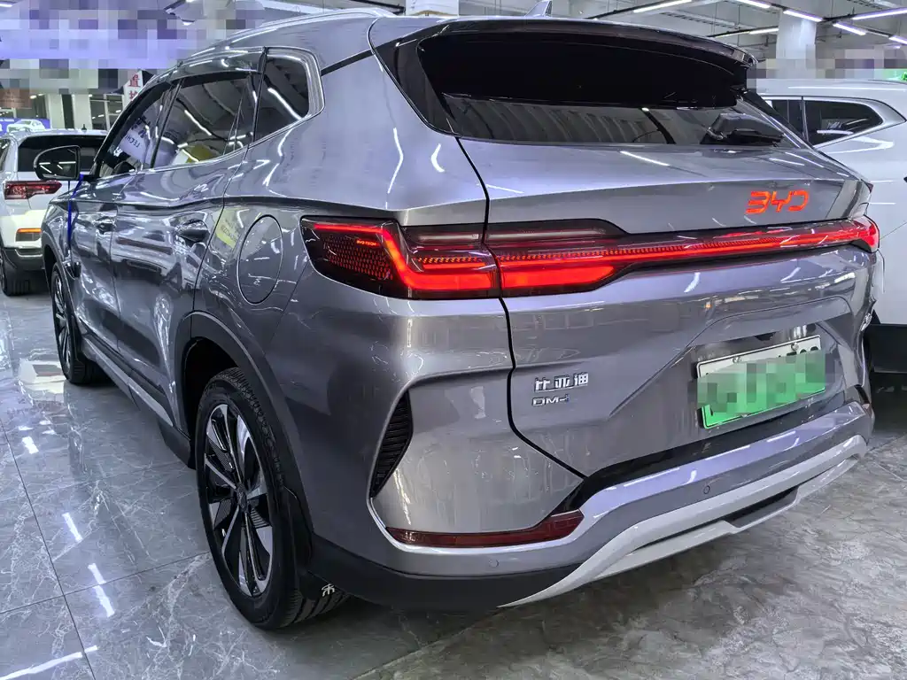 Song PLUS NEV Glory DM-i 110 km Flagship PLUS