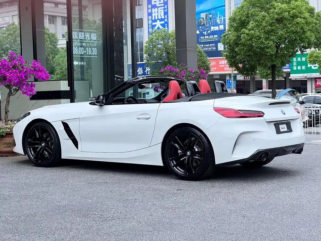 BMW Z4 sDrive 25 i M Sport Package