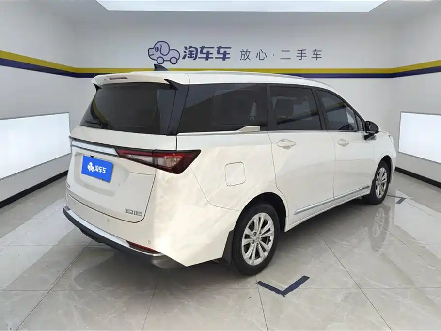 Wuling Jiachen 1.5 T CVT Smart Enjoyment Luxury