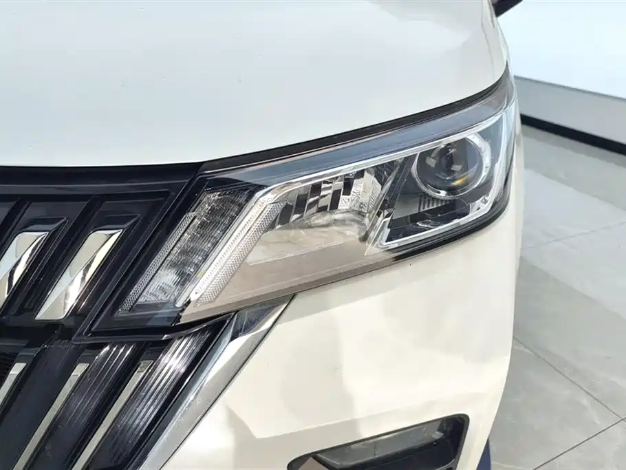 Wuling Jiachen 1.5 T CVT Smart Enjoyment Luxury