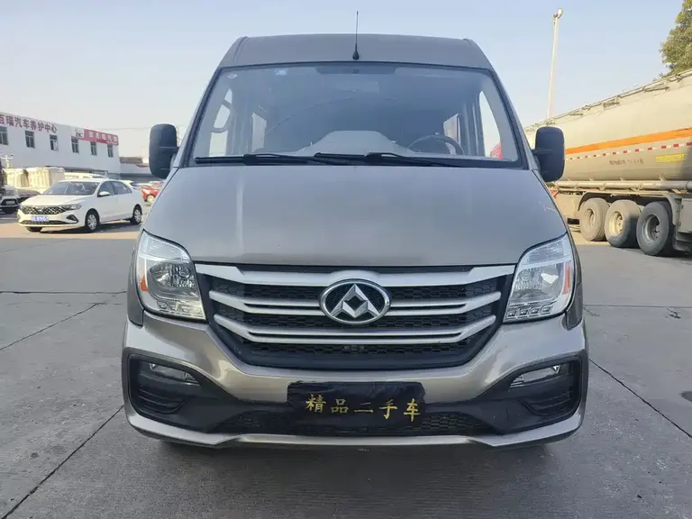 Maxus Xintu V80 新途V80 2019款 2.5 T经典款AMT傲运通长轴中顶7座