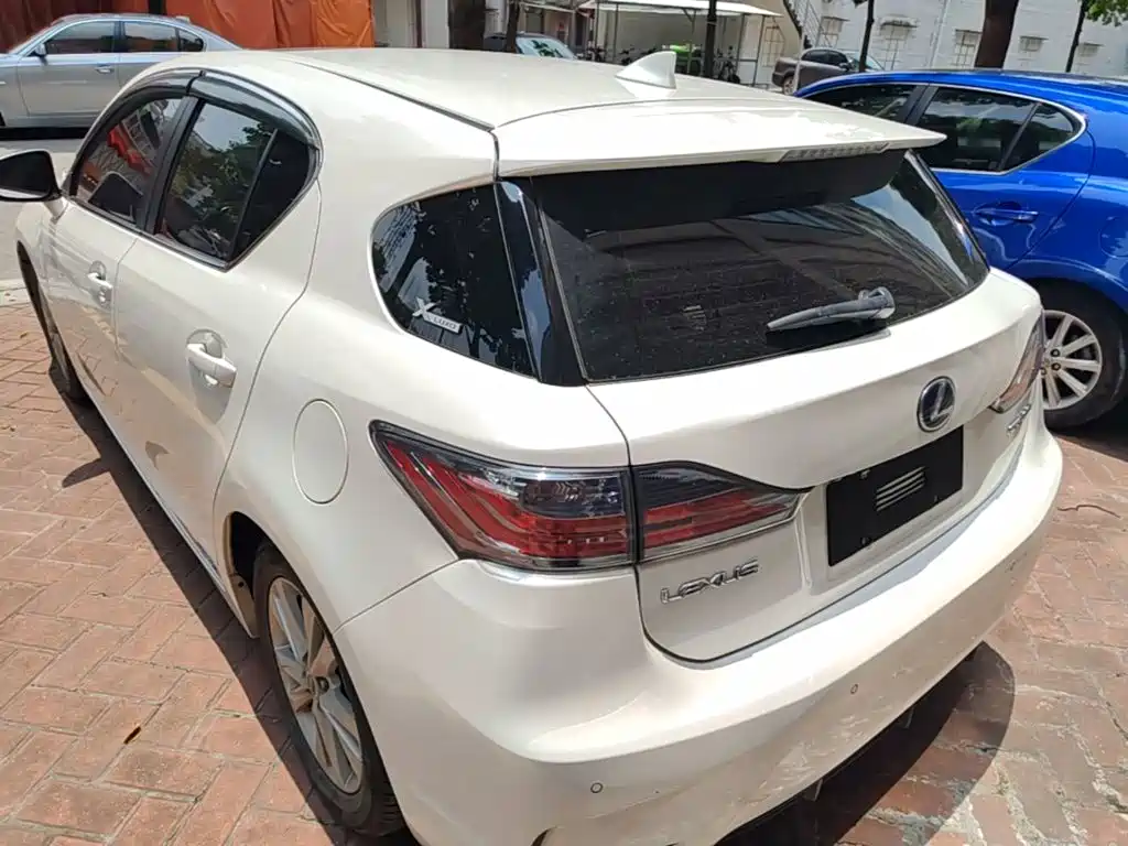 Lexus CT CT200 h Comfort Mono
