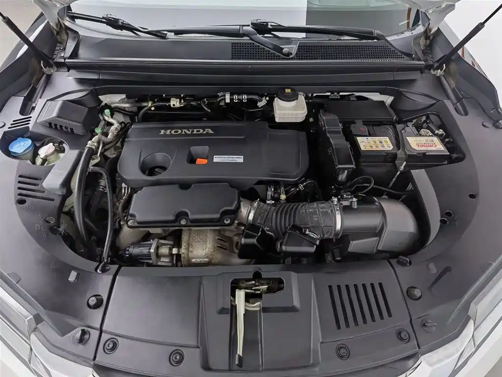 Avancier 370 TURBO 4 WD Premium