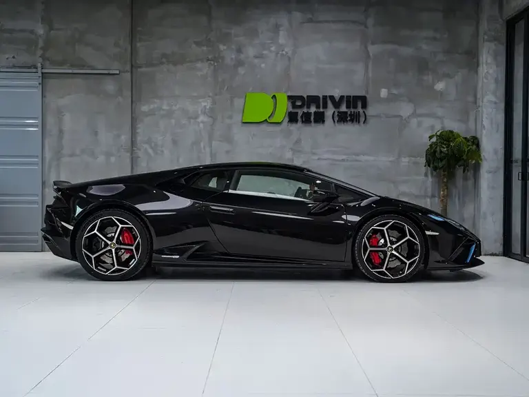 Lamborghini Huracán Huracán EVO RWD