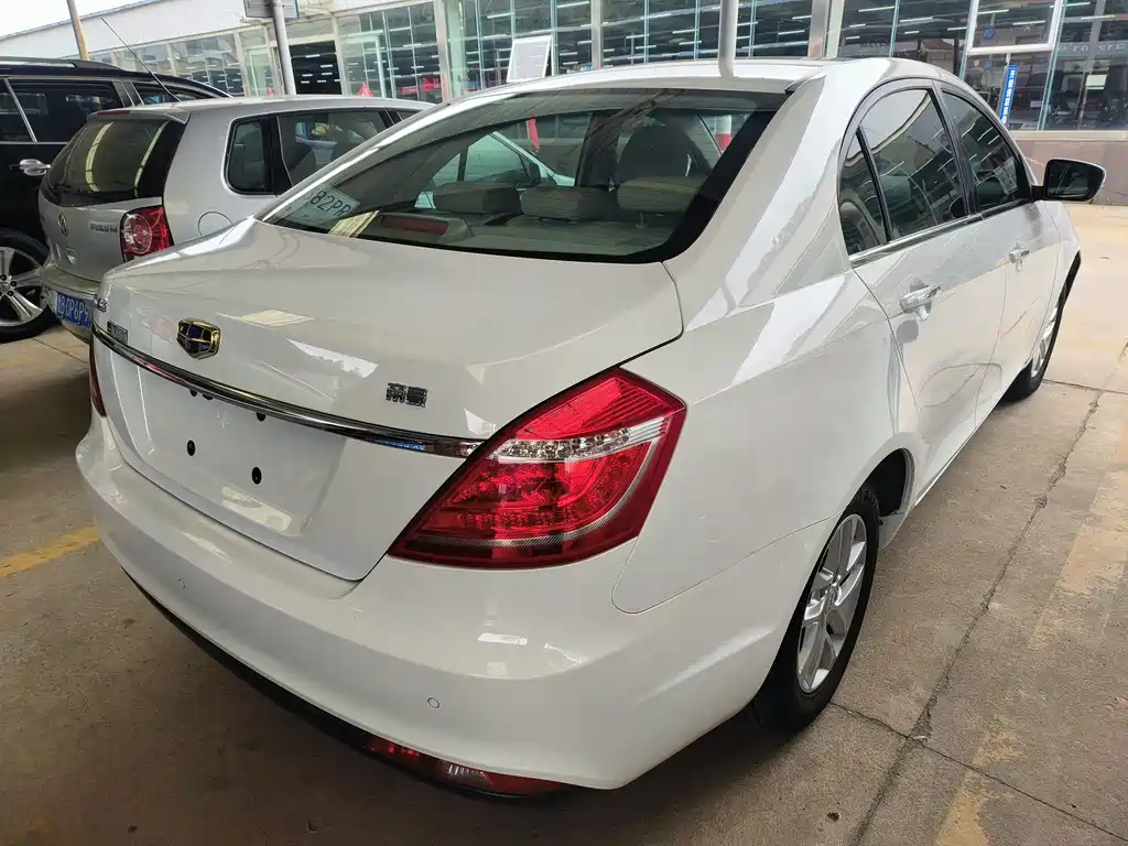Emgrand Sedan 1.5 L Manual Upward