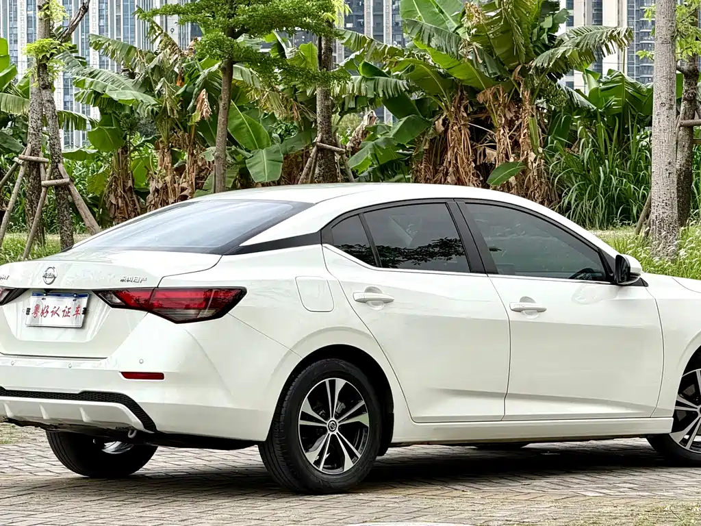 Sylphy 1.6 L XL CVT Joy