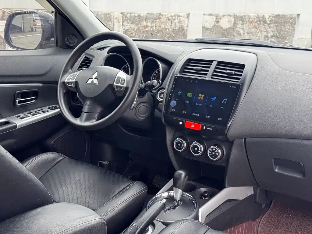 ASX 劲炫ASX 2013款 2.0 L CVT四驱尊贵版