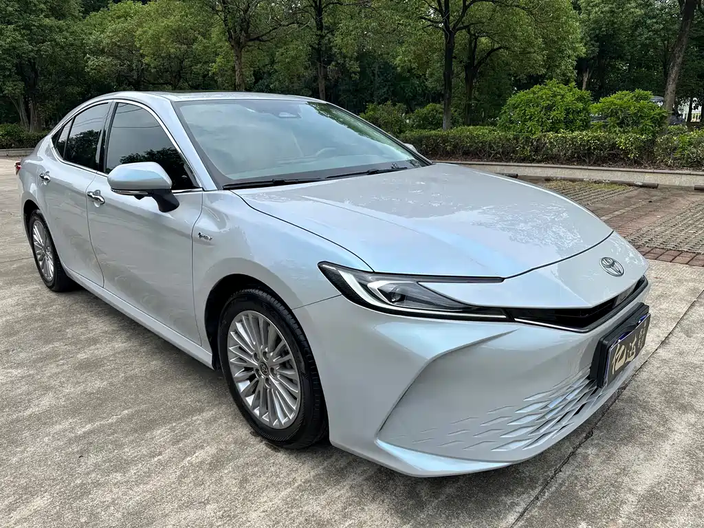 Camry Dual Engine 2.0 HGVP Luxury