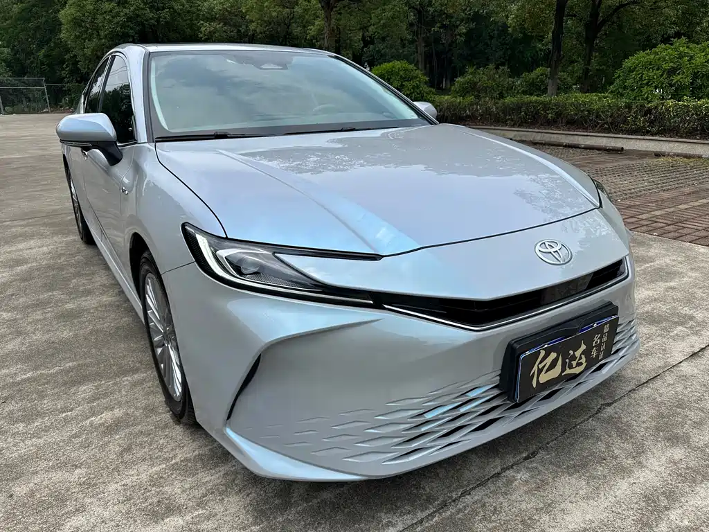 Camry Dual Engine 2.0 HGVP Luxury